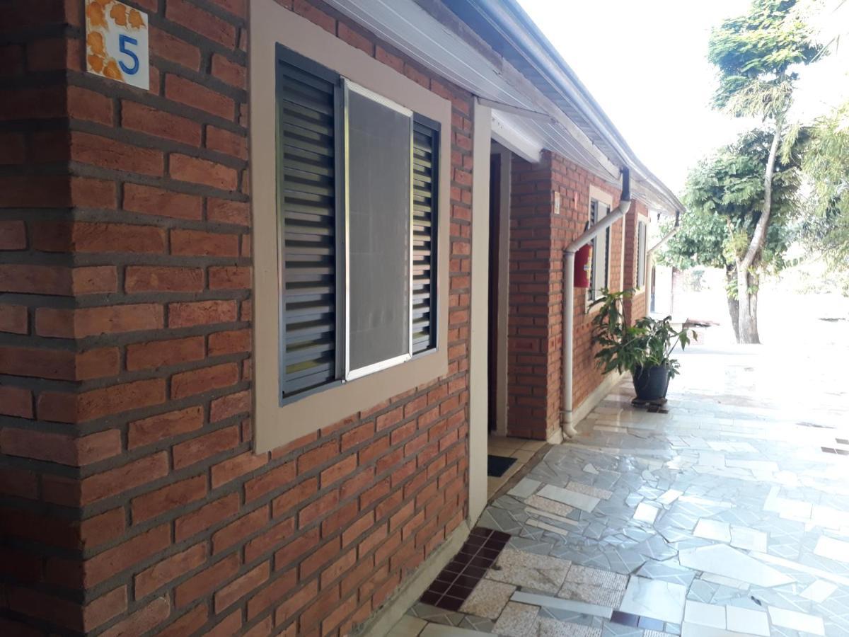 Pousada Vila Rica Cunha Exteriör bild