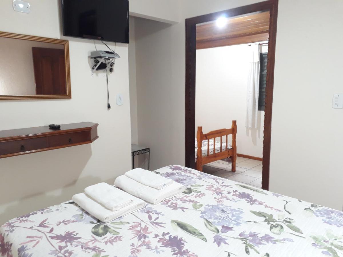 Pousada Vila Rica Cunha Exteriör bild