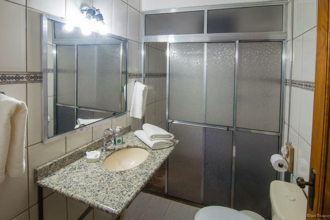 Pousada Vila Rica Cunha Exteriör bild